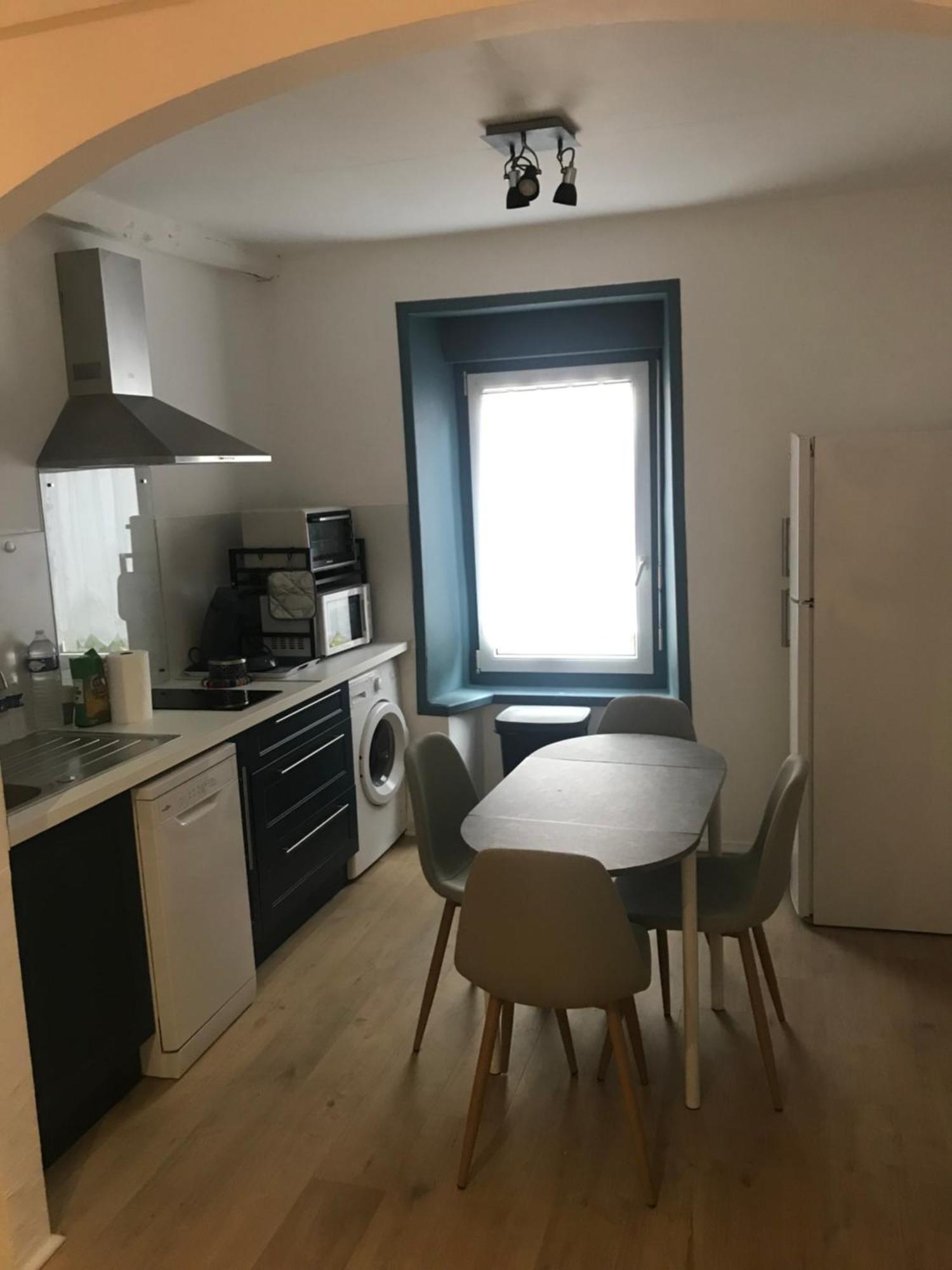 Joli Appartement Calme A Binic Dans Rue Pietonne エクステリア 写真